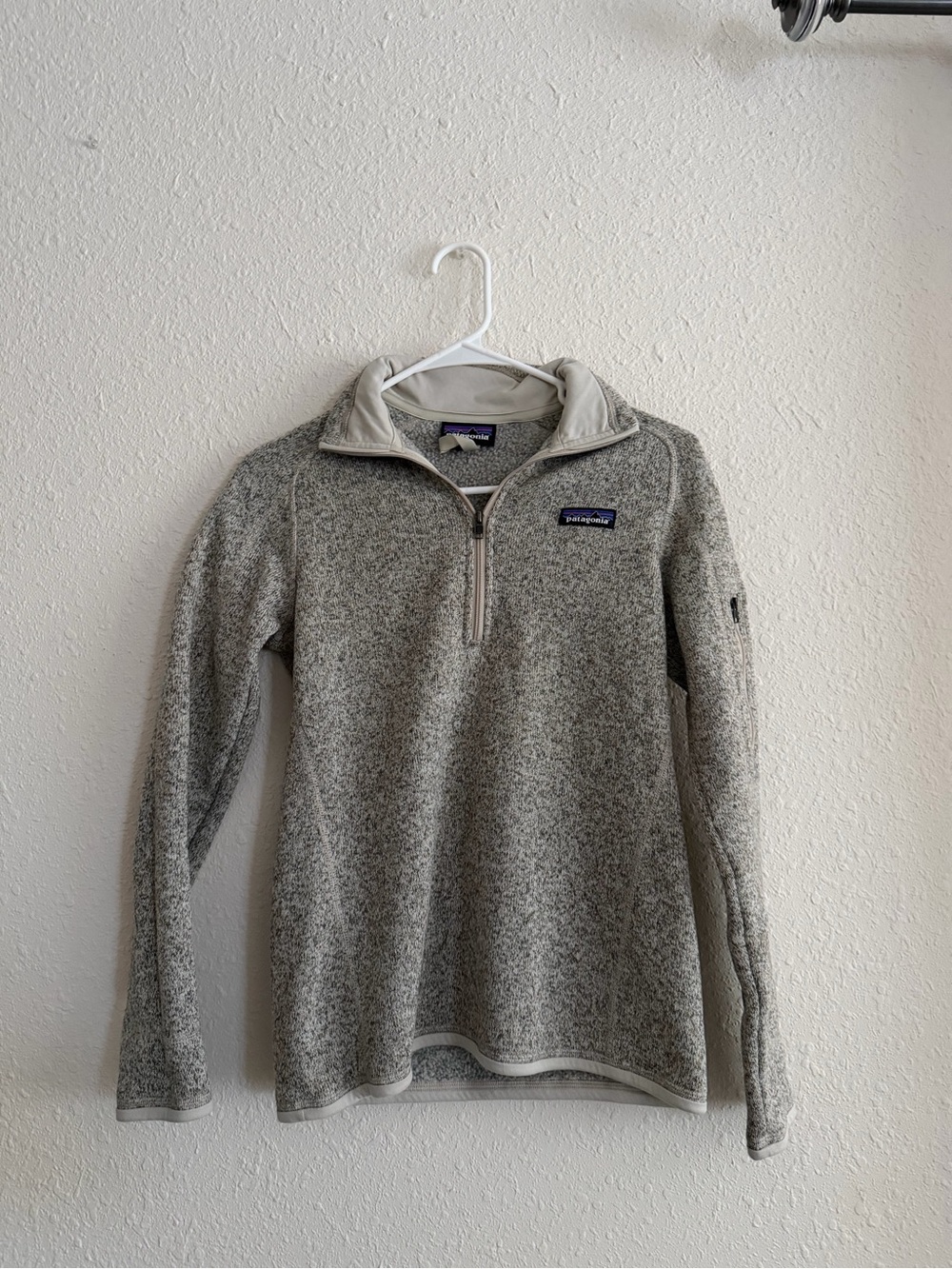 Patagonia Light Gray Half-Zip Fleece Pullover